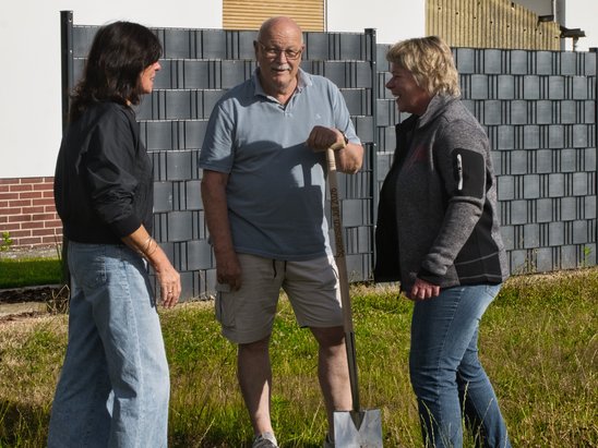 Spatenstich für den Bungalow 110 in Dörverden-Hülsen